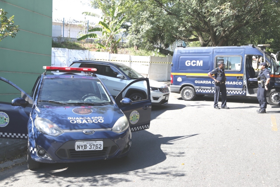 GCM de Osasco recupera três carros e prende suspeito de arrastões