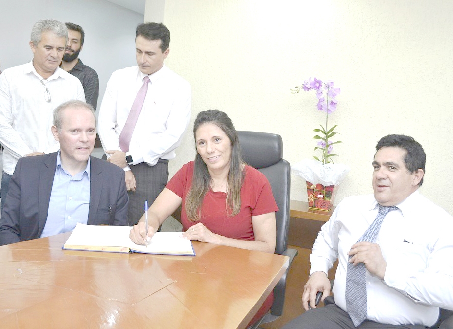 Gama confirma à Polícia Civil delação de corrupção no HMC