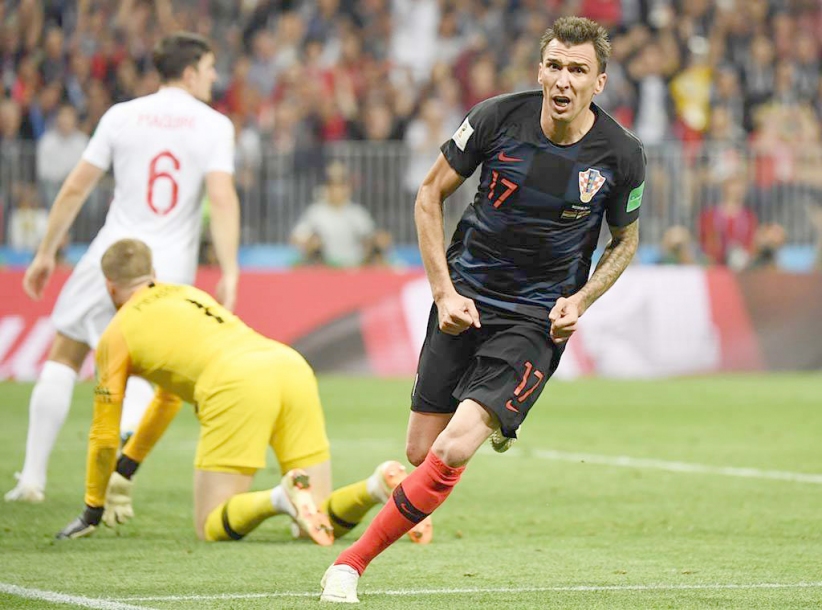 Croácia passa pela Inglaterra e decide a Copa com a França