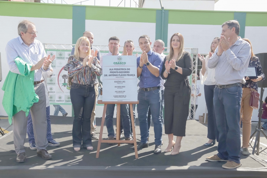 Rogério Lins entrega a Ala Pediátrica no Rochdale