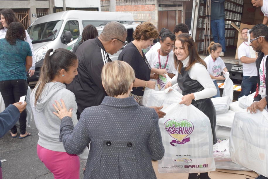 Campanha do Agasalho atende mais 18 mil famílias de Barueri