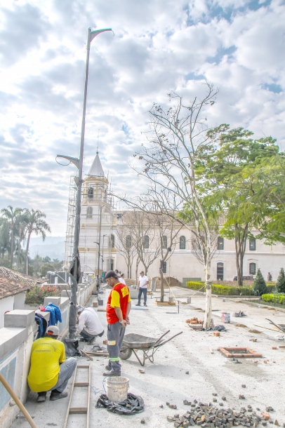 Praças belas e seguras: Avança revitalização do Centro Histórico 