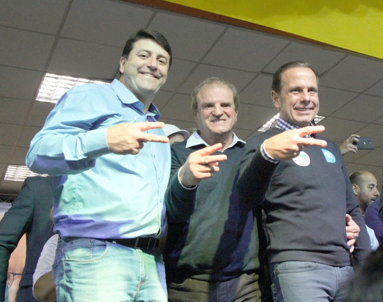 João Doria e Cezar garantem dois hospitais e investimentos 