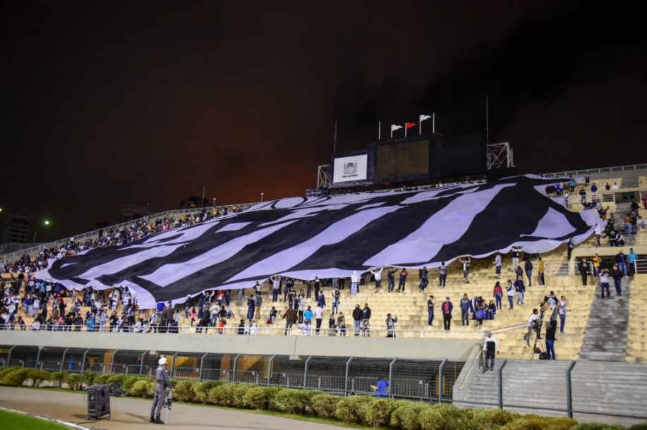 Santos deve manter clássico contra Corinthians no Pacaembu