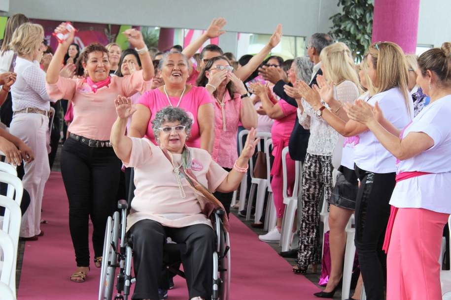 Barueri realiza abertura oficial da Campanha Outubro Rosa