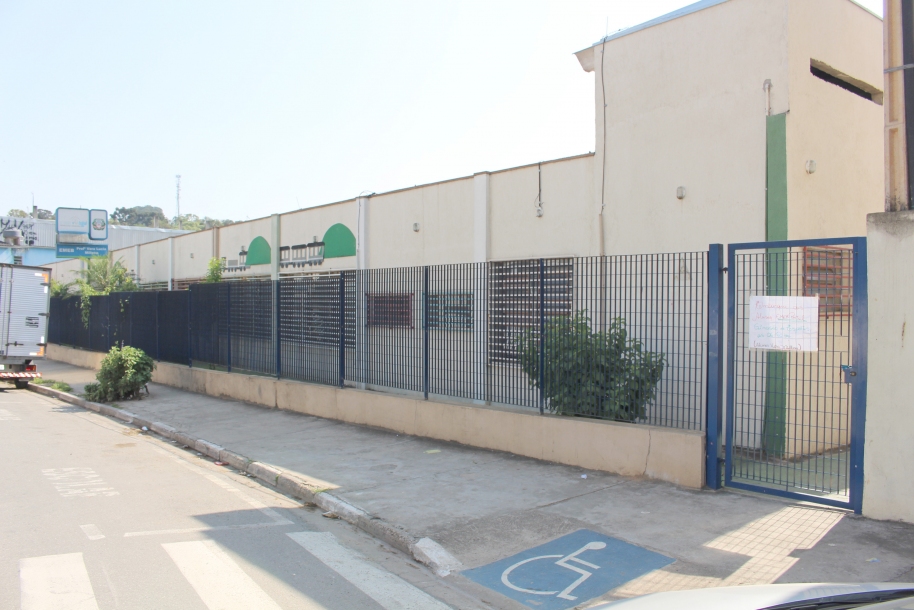 Dalete Oliveira fecha Creche do Parque Paraíso e revolta famílias