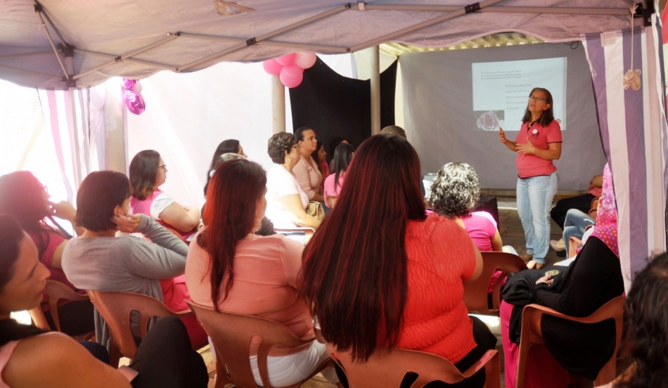 Unidades realizam as ações de prevenção ao câncer de mama
