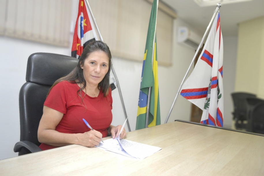 Dalete realiza Pregão para gastar R$ 24 milhões com móveis