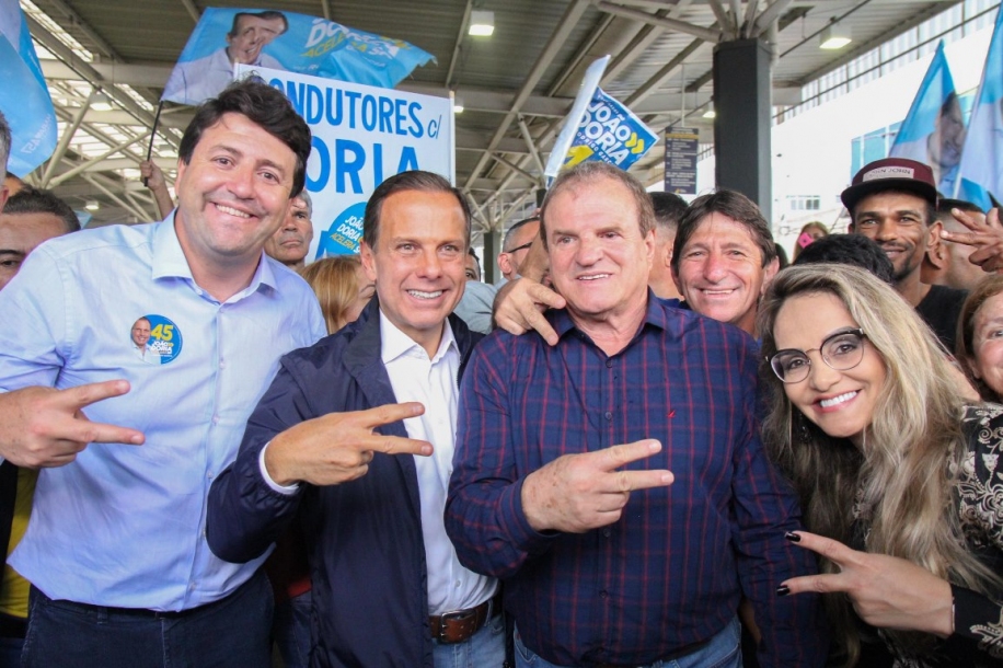 João Doria inicia o 2º turno com passeata no Centro de Parnaíba