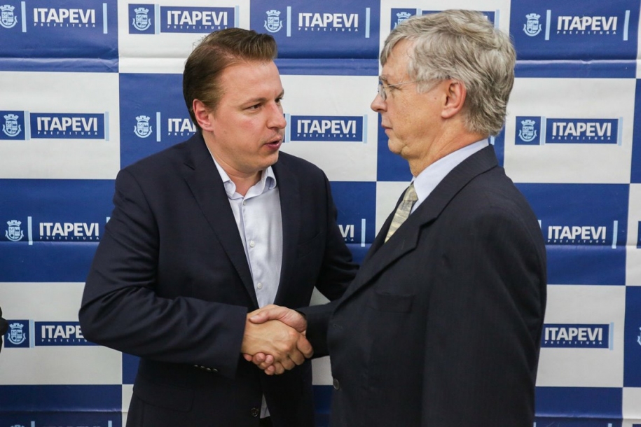 Igor Soares escolhe promotor e coronel para pasta de segurança 