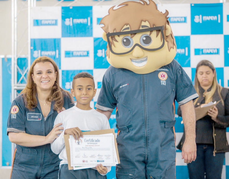 Projeto capacita 250 alunos de Itapevi em primeiros-socorros