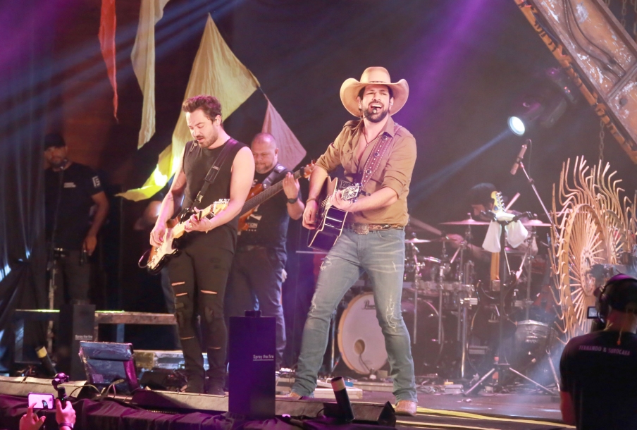 Aniversário de Parnaíba terá show de Fernando & Sorocaba 