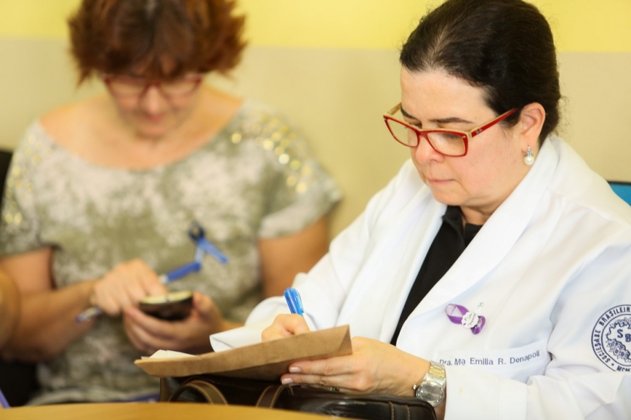 Oficina dá início à implementação de propostas do Einstein 