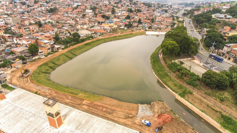 Itapevi executa obras de três grandes piscinões contra enchentes