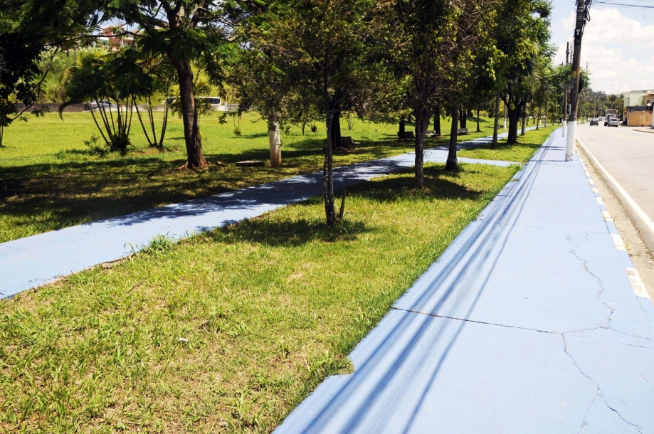 Calçadão de Jordanésia é totalmente revitalizado pela Prefeitura