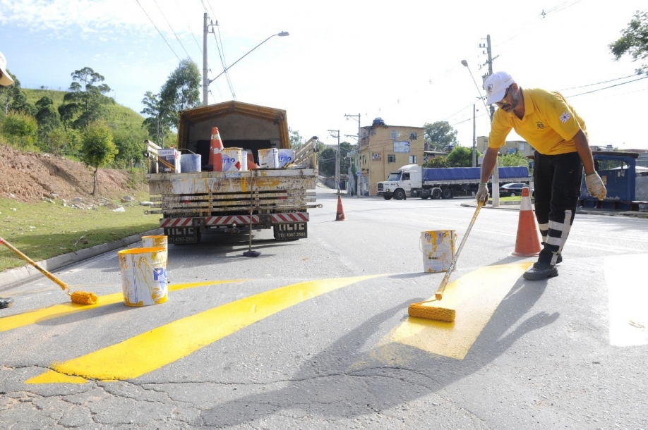 Diretoria de Trânsito dá sequencia aos trabalhos de revitalização