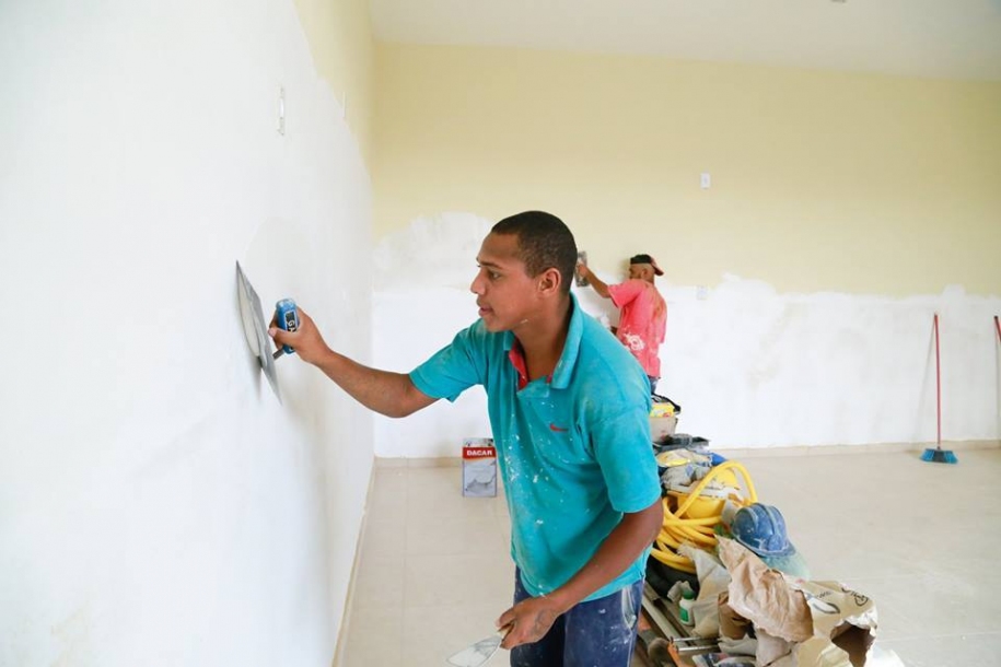 Parnaíba aproveita as férias para revitalizar Colégios