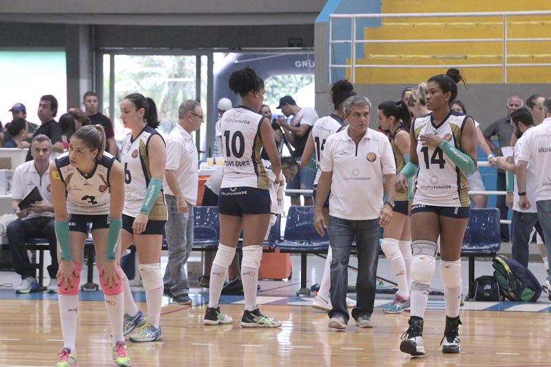 Hinode/GRB vence e se mantém na ponta da Superliga B