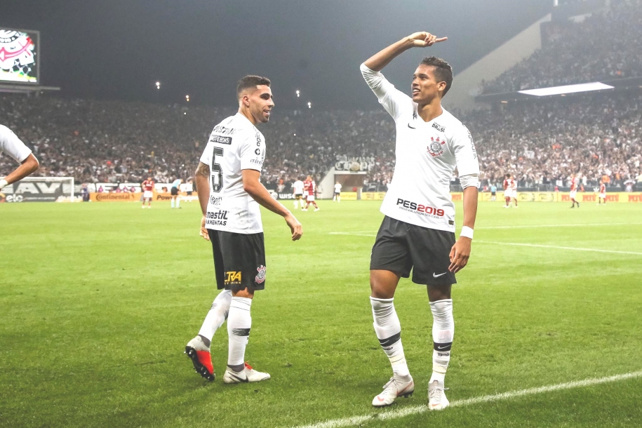 Copa do Brasil terá Corinthians e Flamengo nas oitavas de final