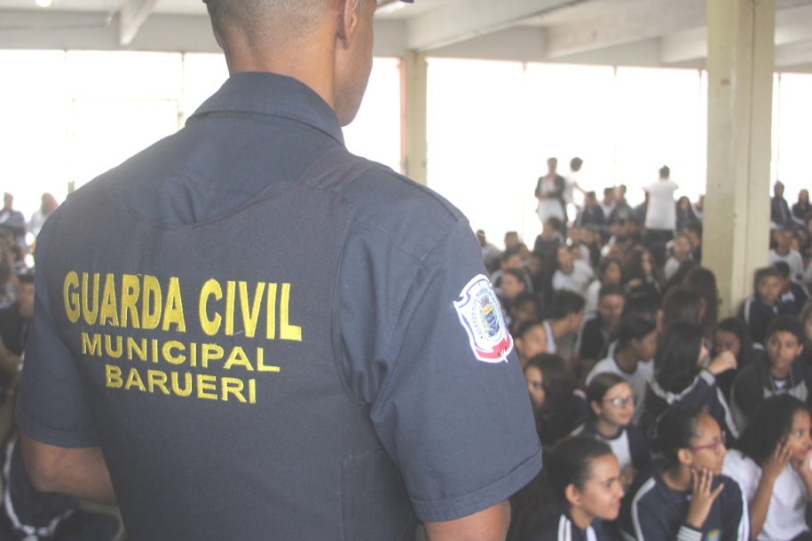 Programa de Ações Preventivas da Guarda instrui estudantes