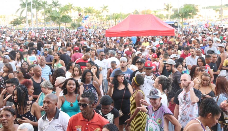 Samba na Praça terá quatro shows gratuitos neste domingo