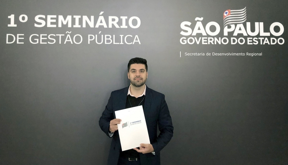 Após cancelar concurso, Danilo quer contratar OS por R$ 4,5 mi