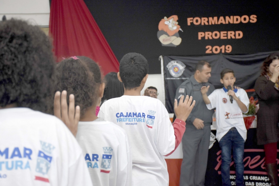 Cajamar promove a formatura de mais 500 alunos no PROERD