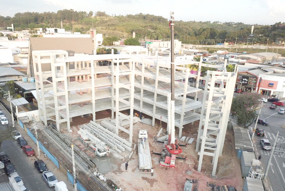 Barueri avança construção do novo Centro de Especialidades 