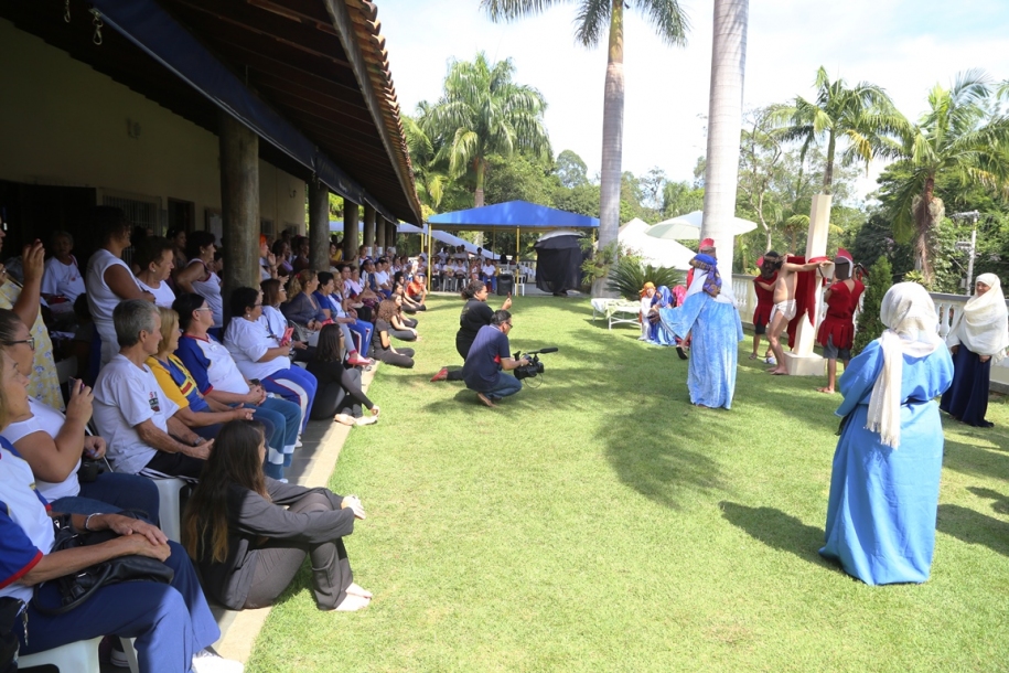 Melhor Idade realiza Peça Teatral sobre a Paixão de Cristo