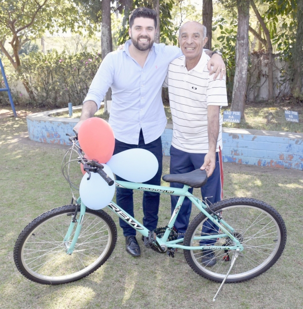 Evento de Dia dos Pais no NIC teve entrega de brindes 