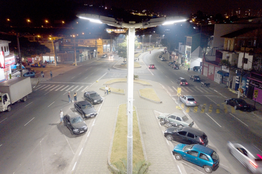 Barueri fica mais iluminada e segura com tecnologia de LED