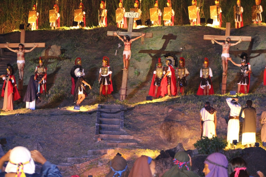 Drama da Paixão valoriza artistas de Parnaíba e conquista o público