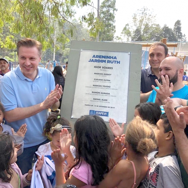 Igor Soares inaugura Areninha do Jardim Ruth e garante lazer