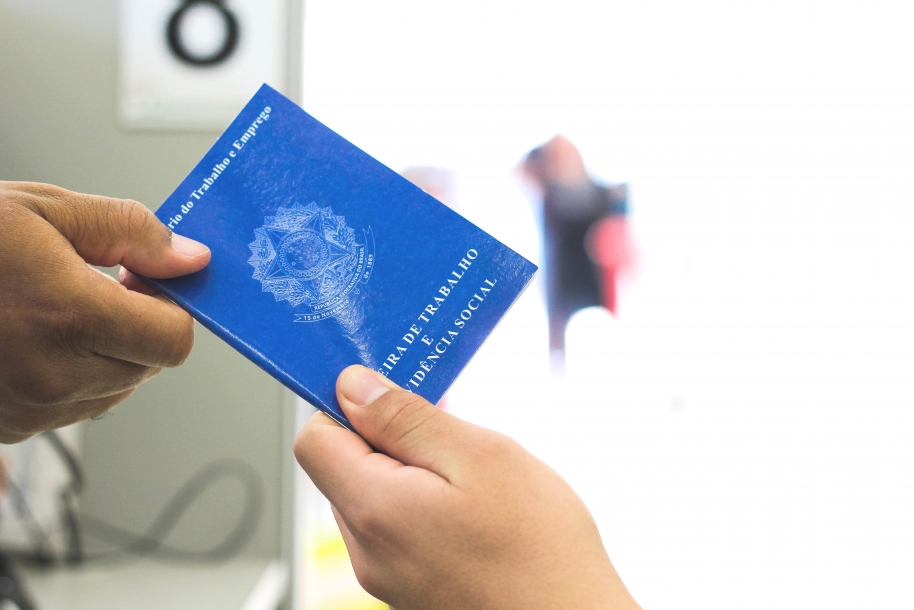 Itapevi e B2W oferecem mais de mil vagas de trabalho na cidade