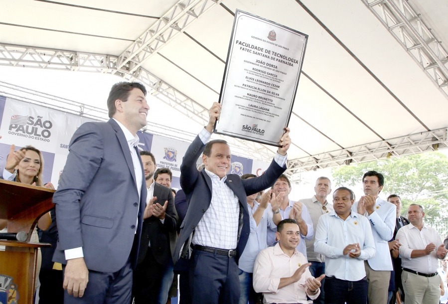 Elvis Cezar e João Doria entregam Fatec em Santana de Parnaíba