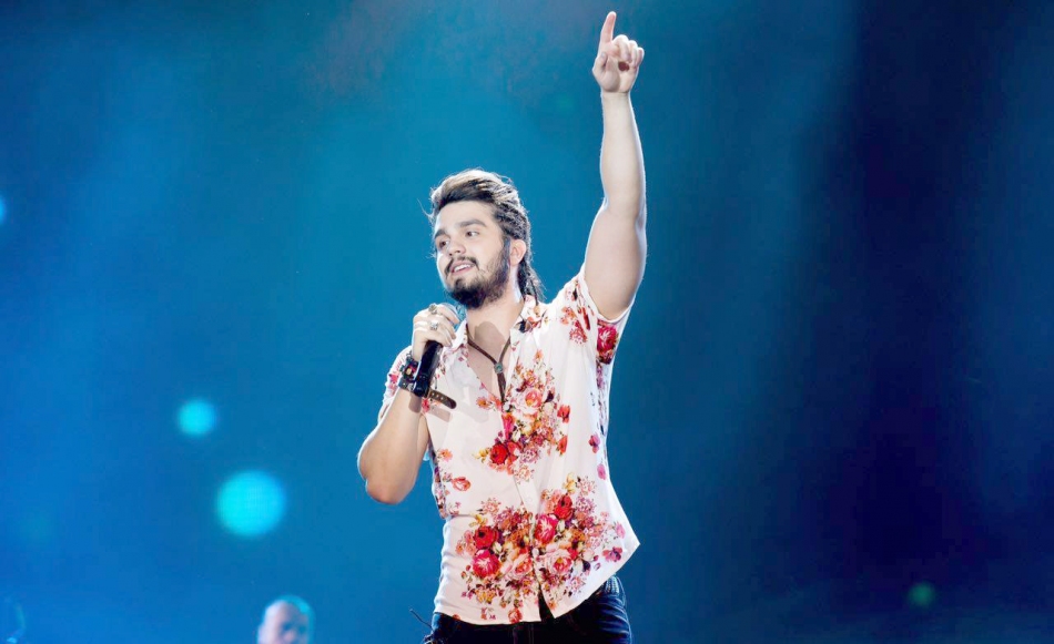 Luan Santana se apresenta na festa de 439 anos de Parnaíba