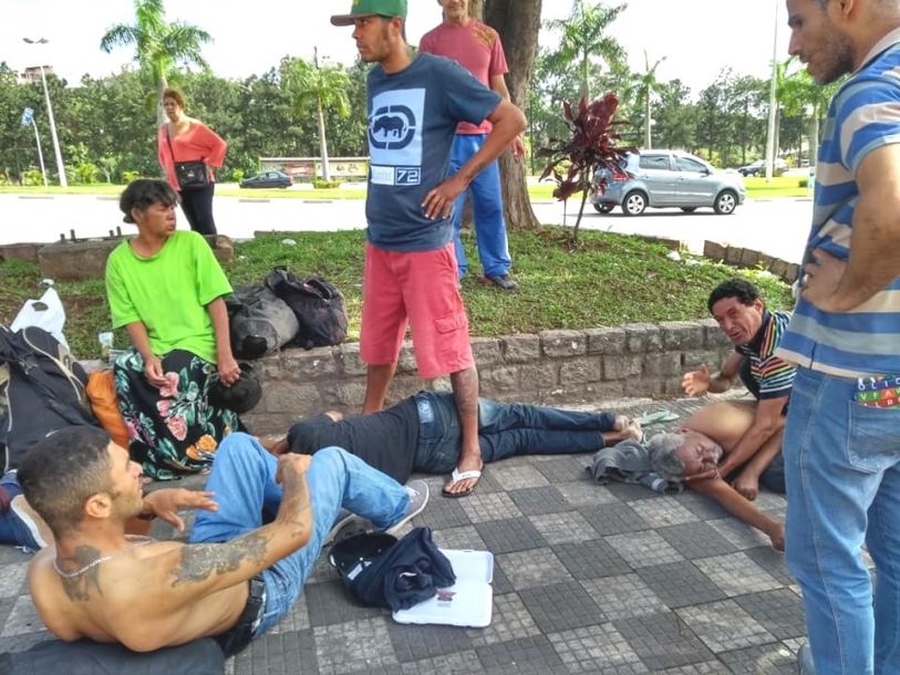Em Barueri, moradores de rua morrem após tomar bebida envenenada