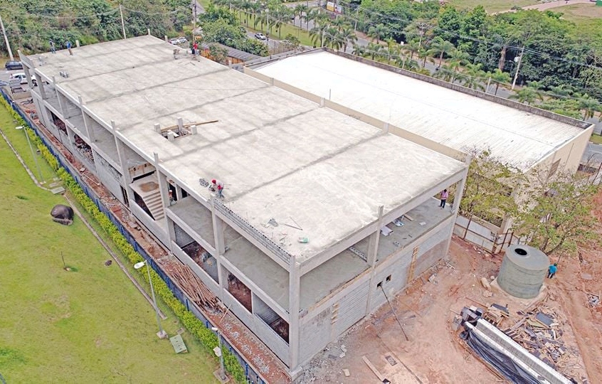 Colégio Tom Jobim terá 22 salas de aula após obras de ampliação