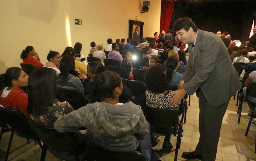 Parnaíba contrata 100 trabalhadores para Frente de Trabalho da cidade