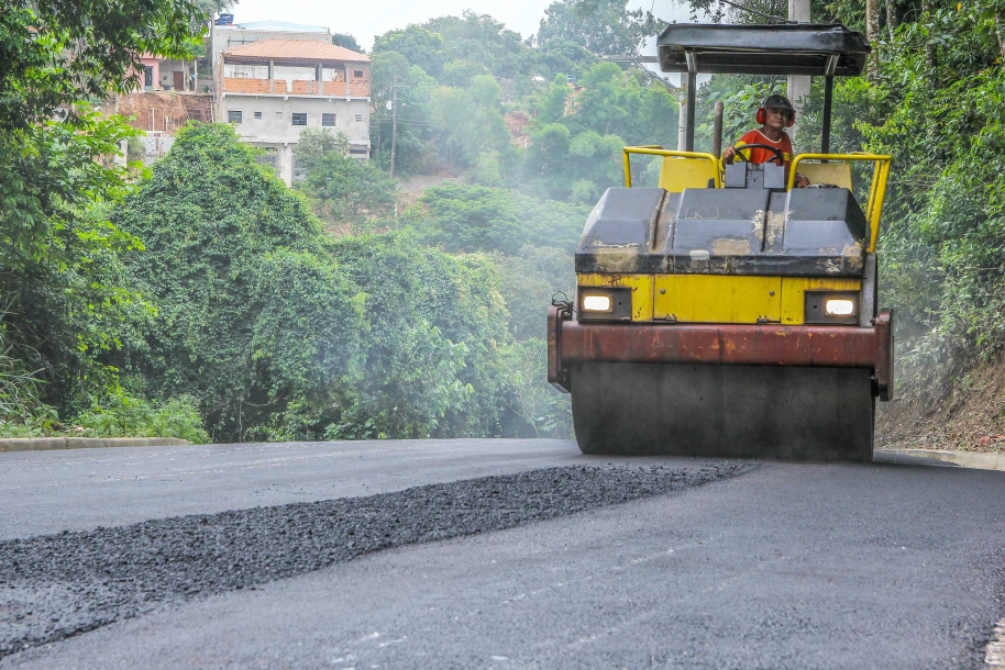 Rua General Júlio Miranda, no São Pedro, foi pavimentada