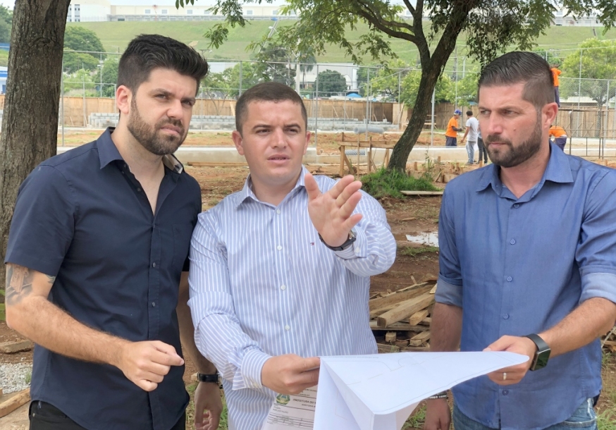 Danilo Joan inicia construção do primeiro Parque Cajamar Feliz 