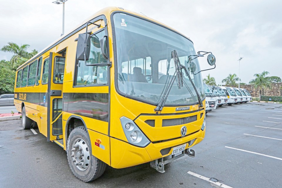 Educação de Parnaíba adquire nova frota de Transporte Escolar