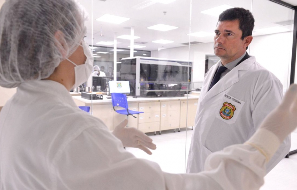 Moro inaugura plataforma de extração de DNA para combater crimes 