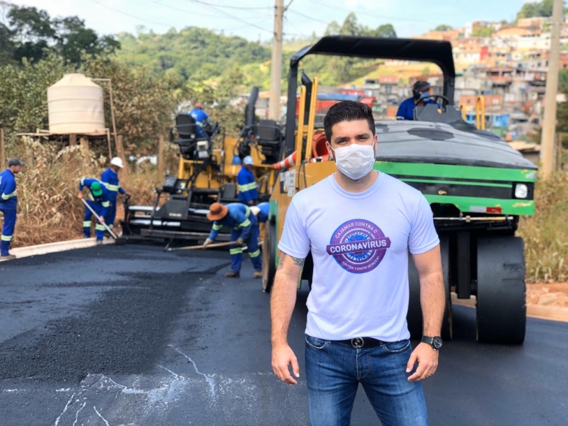 Danilo Joan inicia pavimentação do bairro São Benedito
