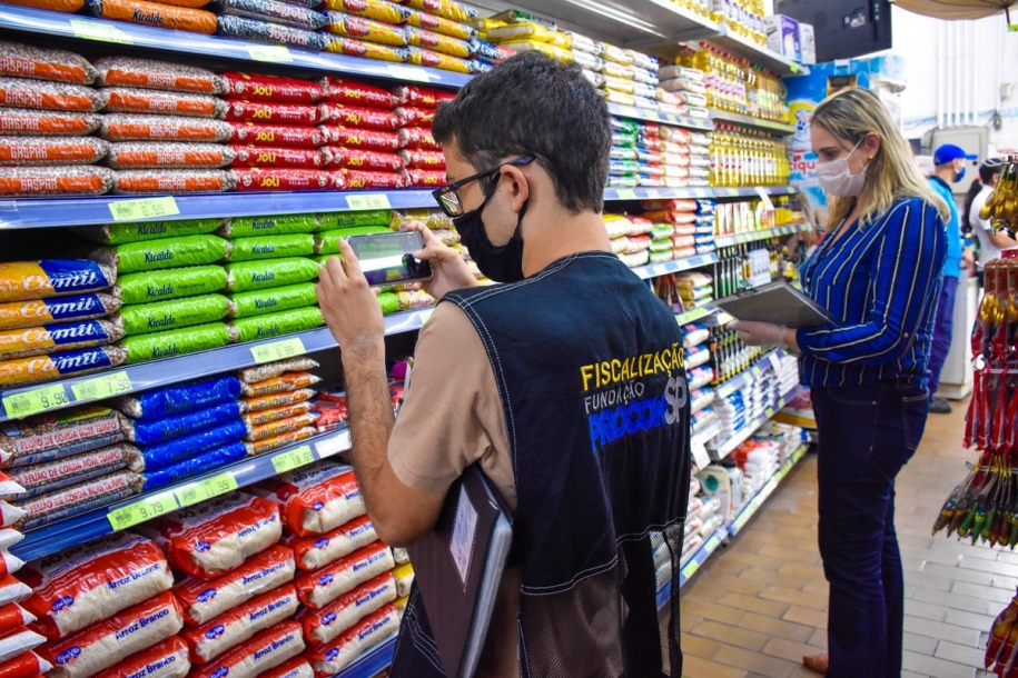 PROCON realiza nova fiscalização nos supermercados 