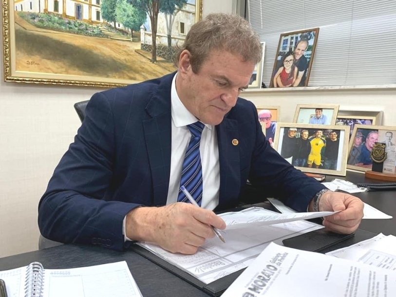 Cezar quer estimular a produção de respiradores baratos