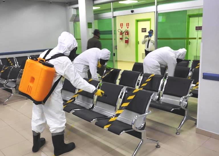 Exército realiza desinfecção em prontos-socorros