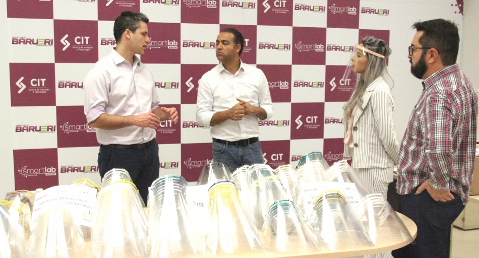 Centro de Inovação e Tecnologia doa 500 protetores faciais ao HMB