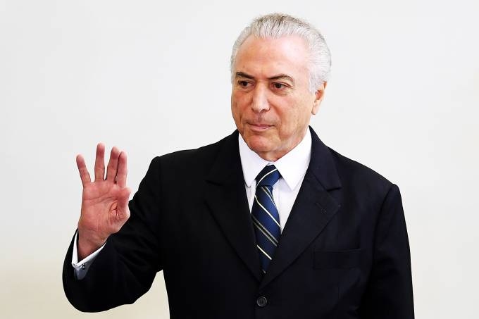 Dono da JBS gravou Temer dando aval para pagar silêncio de Cunha