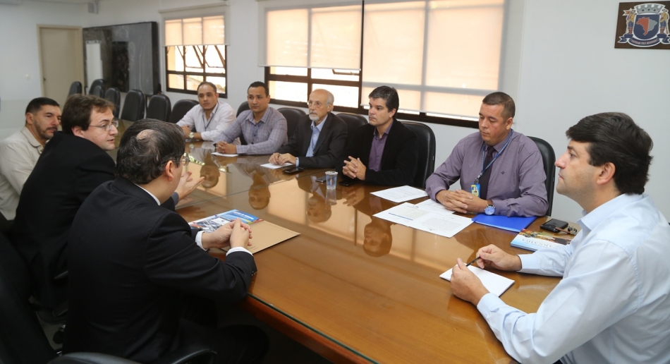 Santana de Parnaíba adere ao Programa Brasil Transparente